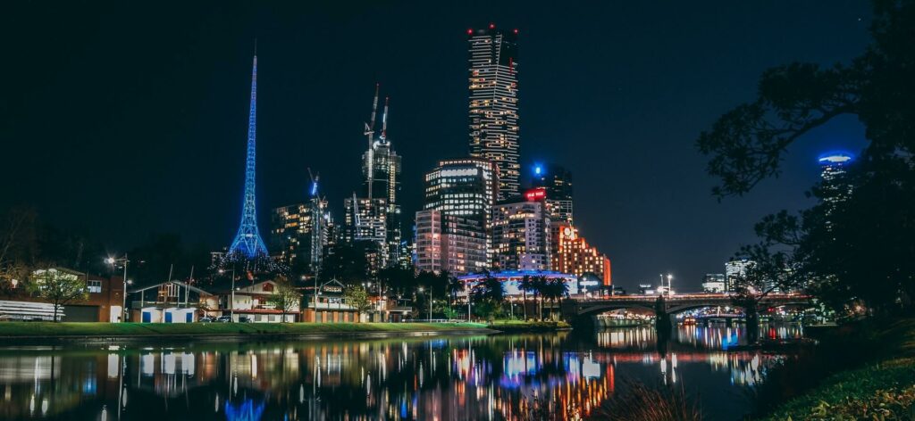 Dating in melbourne at night